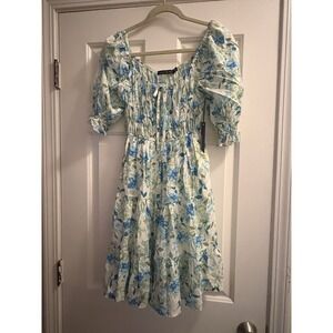 NWT Mary & Mo Smock Bodice Blue Floral Milkmaid Dress Puff sleeves Medium